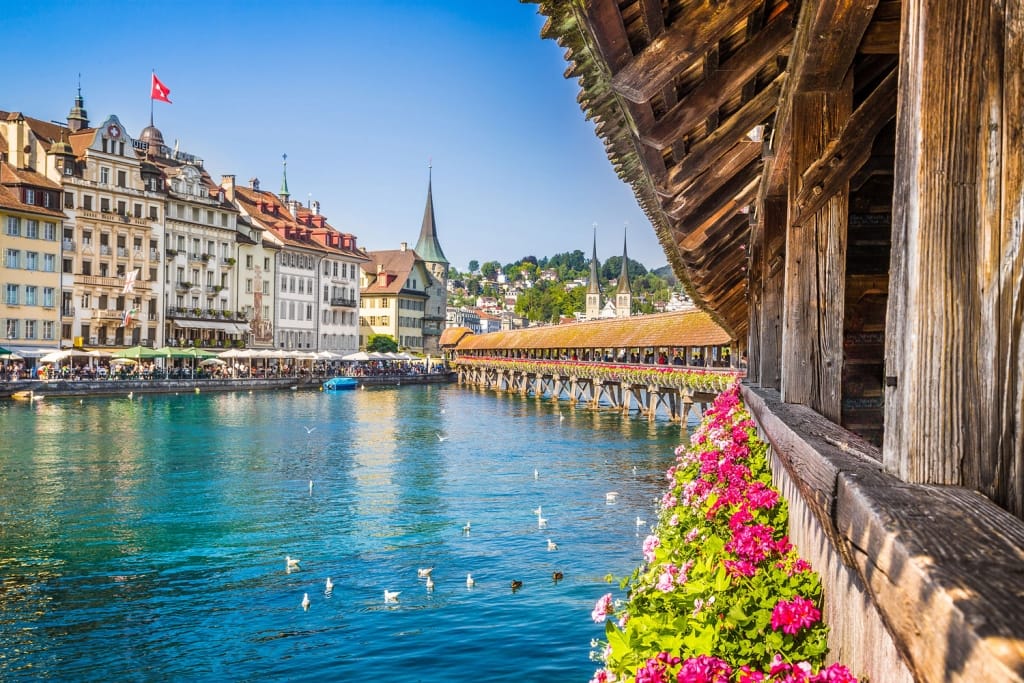 lucerne-switzerland-shutterstock_377522860-1024x683